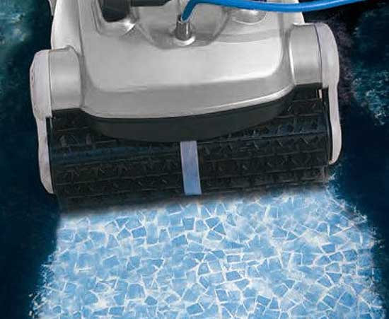 Effortlessly scrubs floors and coving areas on inground or above ground pools!