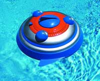 R/C UFO Spinner Squirter Boat Pool Toy